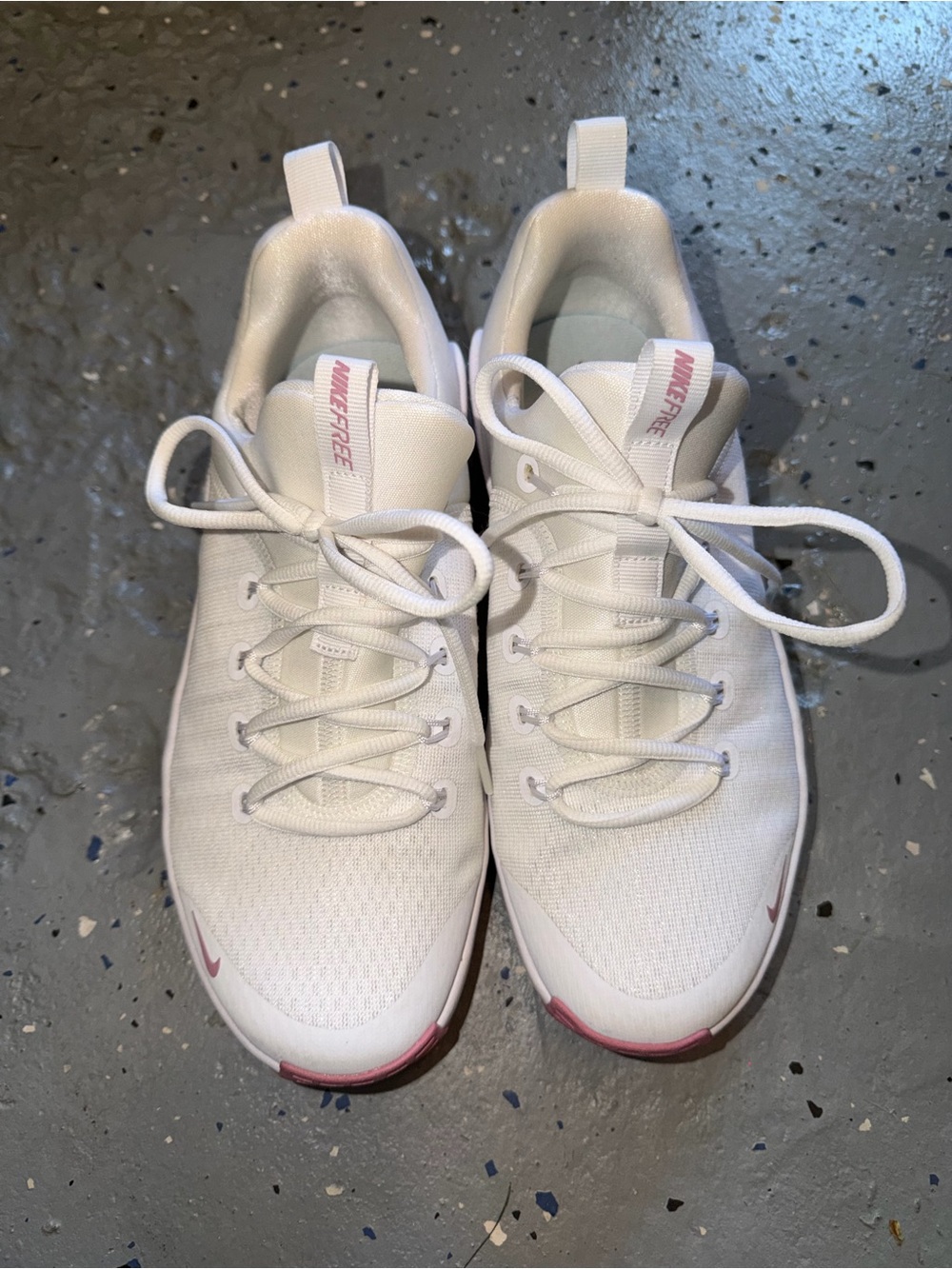 WOMEN'S NIKE FREE METCON 6 TRAINING SHOES - Picture 4 of 8